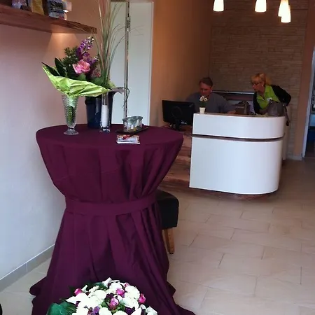 Hotel Rotenberg Pt 3*