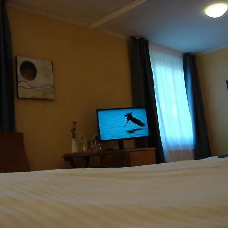 Hotel Rotenberg Pt 3*